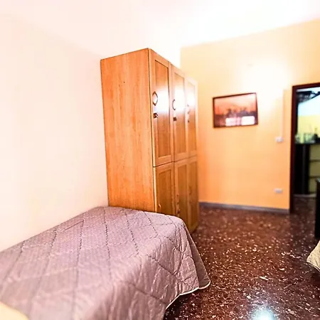 Piccolo Borgo Affittacamere Bike Friendly 塔兰托